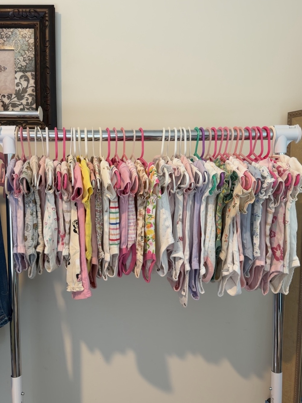 🩷39 peace baby girl onesie bundle🩷
